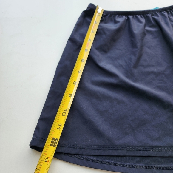 LOVE YOUR ASSETS SARA BLAKELY Spanx Women's Unlined Skirt Black Nylon Sz M - Picture 2 of 6